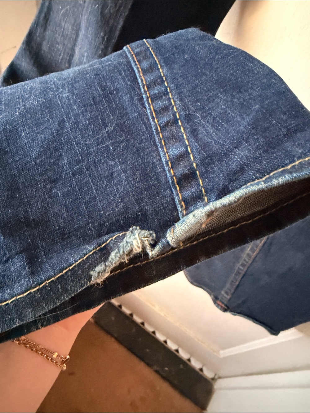 TRUE RELIGION Vintage-Style Dark Blue Bootcut Jeans - Picture 4 of 8